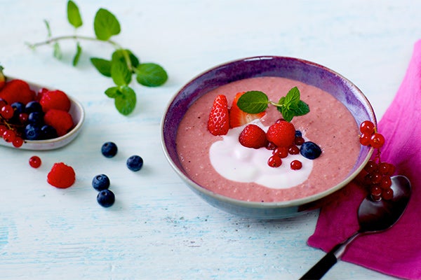 Trinkmüsli mit Buttermilch und Erdbeeren, zubereitet mit My ®Nutricomp